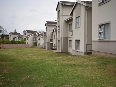 2 Bedroom Apartment For Sale in East London - gWOt.webp