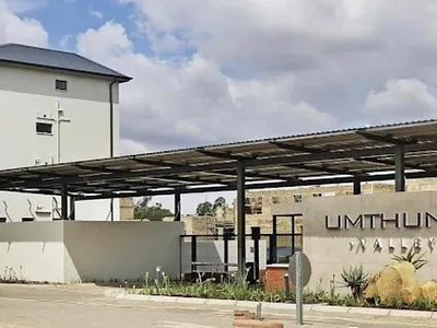 2 Bedroom Apartment To Rent in Carlswald, Midrand - TdyB.webp
