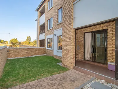 2 Bedroom Apartment For Sale in Randburg - KNhA.webp