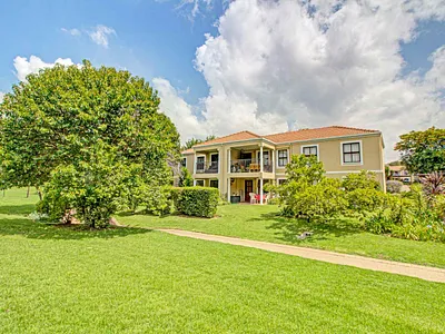 2 Bedroom Apartment For Sale in Randburg - 4l6f.webp