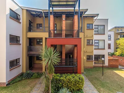 1 Bedroom Apartment For Sale in Sandton - img