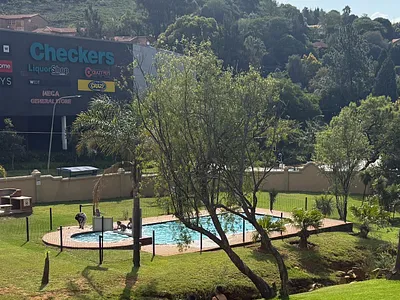 Apartment To Rent in Roodepoort - HjKx.webp