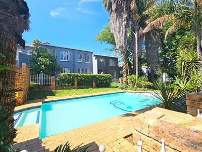 3 Bedroom Apartment For Sale in Roodepoort - Vjzz.webp