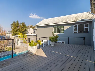 5 Bedroom House For Sale in Sandton - XAqM.webp