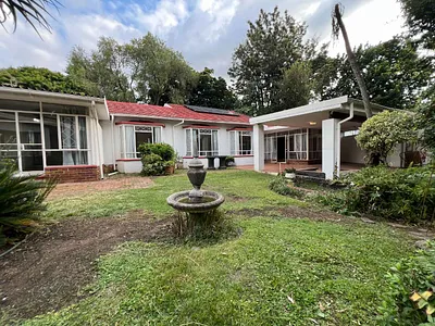 3 Bedroom House For Sale in Randburg - xW8h.webp