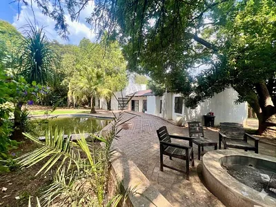 3 Bedroom House For Sale in Roodepoort - 2ar3.webp