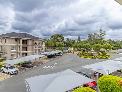 1 Bedroom Apartment For Sale in Sandton - qhFY.webp