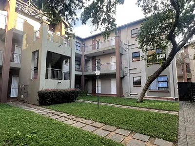 2 Bedroom Apartment For Sale in Randburg - W2JN.webp