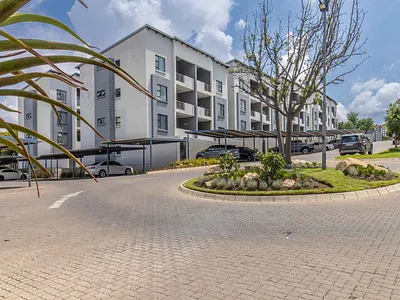2 Bedroom Apartment For Sale in Sandton - bs9G.webp