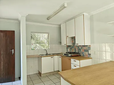 2 Bedroom Apartment For Sale in Midrand - hQOL.webp