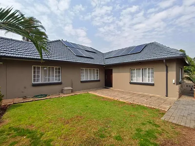 3 Bedroom House To Rent in Randburg - uUkT.webp