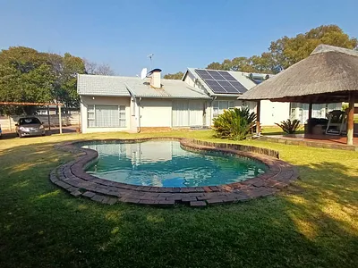 4 Bedroom House To Rent in Randburg - LHHD.webp