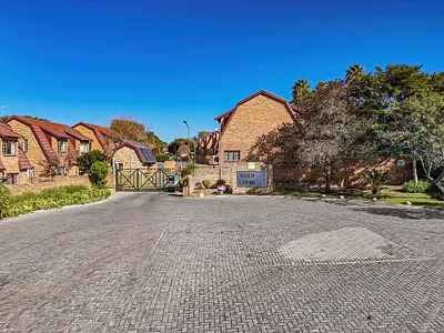 3 Bedroom Townhouse For Sale in Randburg - img