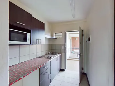 2 Bedroom Apartment For Sale in Roodepoort - uE4d.webp