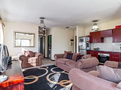 2 Bedroom Apartment For Sale in Randburg - BG0k.webp