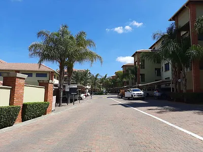 2 Bedroom Apartment For Sale in Sandton - img