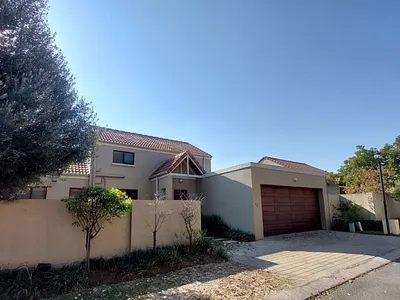 3 Bedroom Townhouse To Rent in Midrand - qexg.webp
