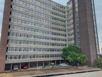 2 Bedroom Apartment To Rent in Roodepoort - f374.webp
