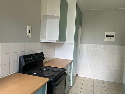 2 Bedroom Apartment To Rent in Roodepoort - D9Xi.webp