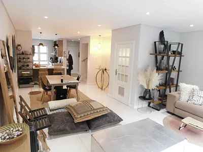 2 Bedroom Townhouse To Rent in Sandton - Oo7A.webp