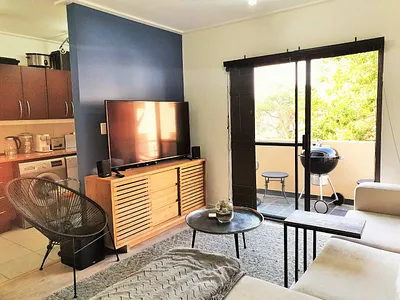 2 Bedroom Apartment For Sale in Randburg - 5TPc.webp