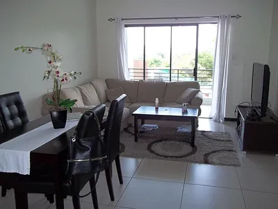 2 Bedroom Apartment For Sale in Sandton - img