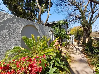 3 Bedroom Townhouse To Rent in Randburg - U148.webp