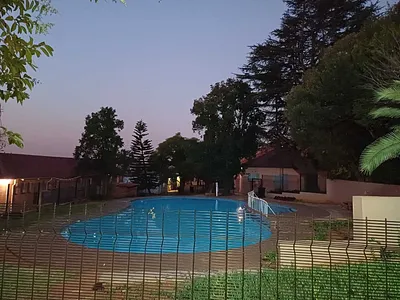 1 Bedroom Apartment To Rent in Albertville, Johannesburg - BxfW.webp