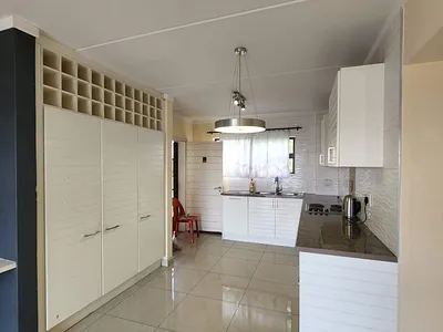 2 Bedroom Apartment To Rent in Sandton - v0Uh.webp