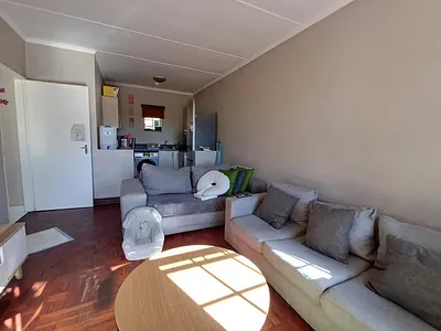 1 Bedroom Townhouse To Rent in Randburg - T57S.webp