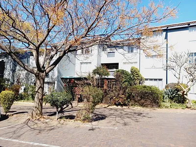2 Bedroom Apartment To Rent in Randburg - qc3K.webp