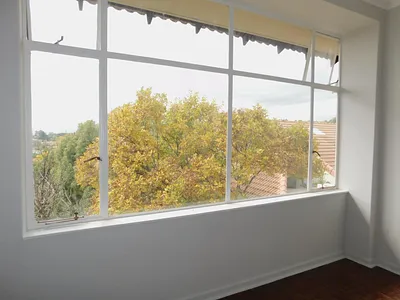 1 Bedroom Apartment For Sale in Sandton - img