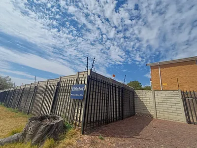 1 Bedroom Apartment To Rent in Randburg - AX1q.webp