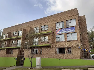 1 Bedroom Apartment For Sale in Johannesburg - QWy6.webp