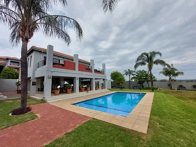 1 Bedroom Apartment For Sale in Midrand - 7Y9d.webp