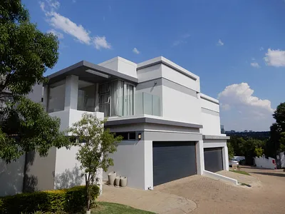 3 Bedroom Townhouse For Sale in Sandton - YrD4.webp