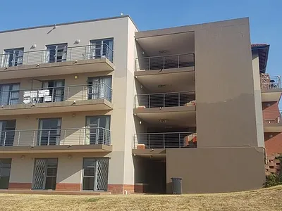 Apartment To Rent in Roodepoort - bBqi.webp