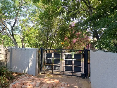 3 Bedroom Townhouse To Rent in Randburg - 4Pwv.webp