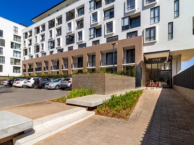 1 Bedroom Apartment To Rent in Johannesburg - 59wt.webp