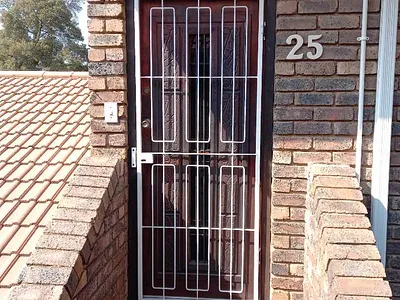 1 Bedroom Apartment To Rent in Roodepoort - n27a.webp