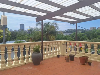 2 Bedroom House To Rent in Johannesburg - VBL2.webp