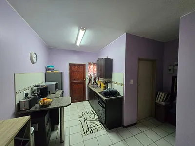 1 Bedroom Apartment To Rent in Johannesburg - 2jBH.webp