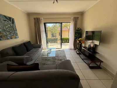 1 Bedroom Apartment For Sale in Sandton - img