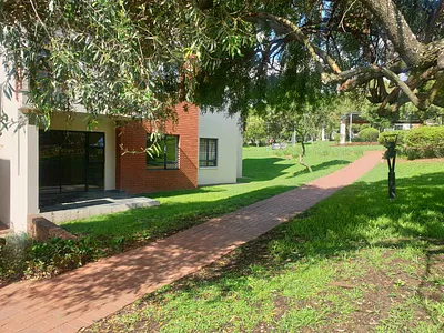 1 Bedroom Apartment For Sale in Randburg - 8c9A.webp