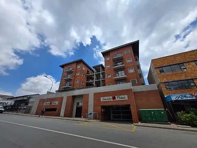 2 Bedroom Apartment For Sale in Johannesburg - img
