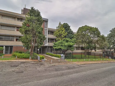 2 Bedroom Apartment To Rent in Roodepoort - NPFH.webp
