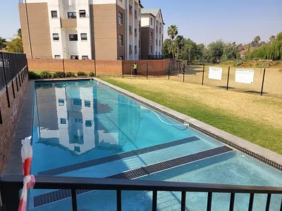 3 Bedroom Apartment To Rent in Roodepoort - IjF3.webp