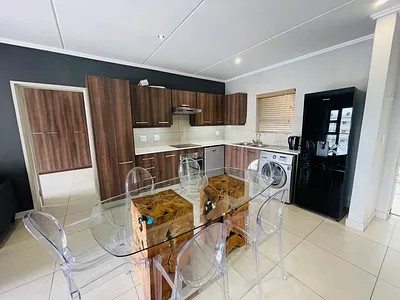 2 Bedroom Apartment To Rent in Sandton - kAtC.webp