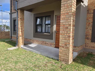 3 Bedroom Apartment To Rent in Roodepoort - Rrit.webp