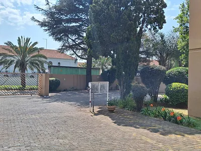 2 Bedroom Apartment To Rent in Randburg - img